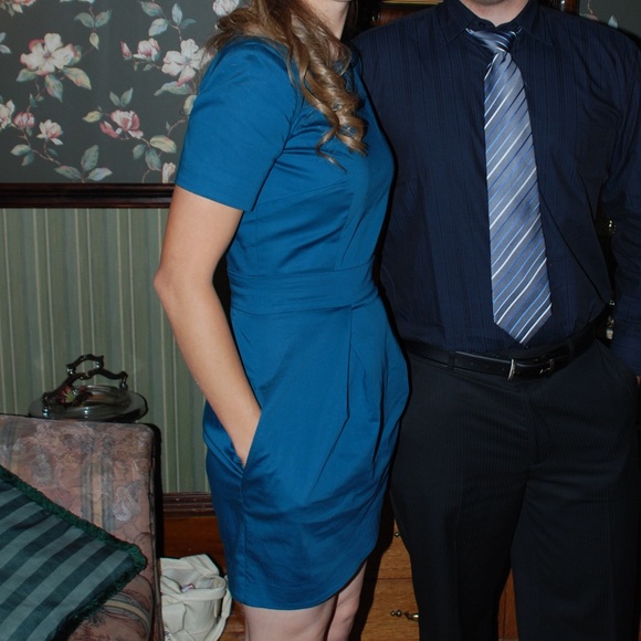 FRENCH CONNECTION DRESS w/POCKETS! - Picture 2 of 8